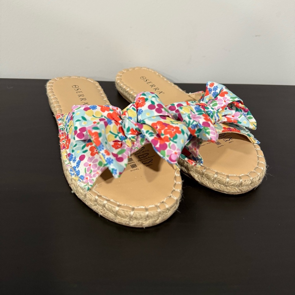 Serra Floral Multicolor Sandals